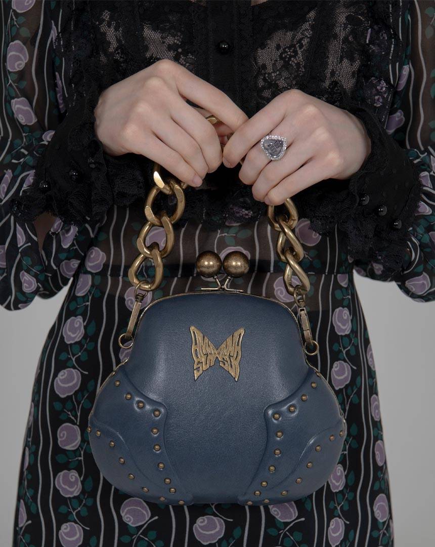 極美品 2way アナスイ ショルダーバッグ バタフライ チャーム
